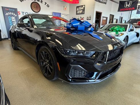 Used 2025 Ford Mustang GT Premium w/ Mustang Nite Pony Package RWD image 2