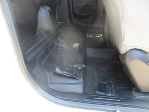 Used 2016 Chevrolet Colorado W/T AWD/4WD image 20