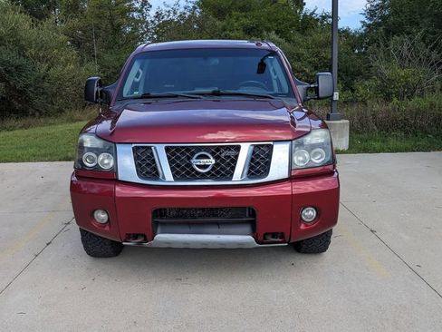 Used 2014 Nissan Titan PRO-4X AWD/4WD image 8
