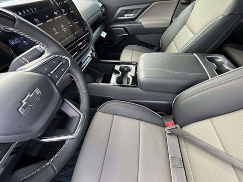 New 2026 Chevrolet Silverado EV Trail Boss image 10