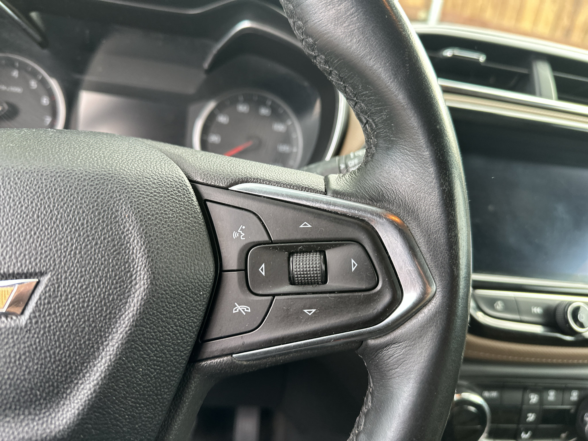 Used 2021 Chevrolet TrailBlazer ACTIV w/ Sun and Liftgate Package AWD/4WD image 24