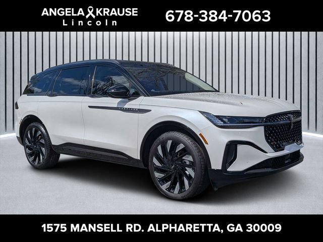 New 2026 Lincoln Nautilus Reserve w/ Jet Appearance Package AWD/4WD image 1