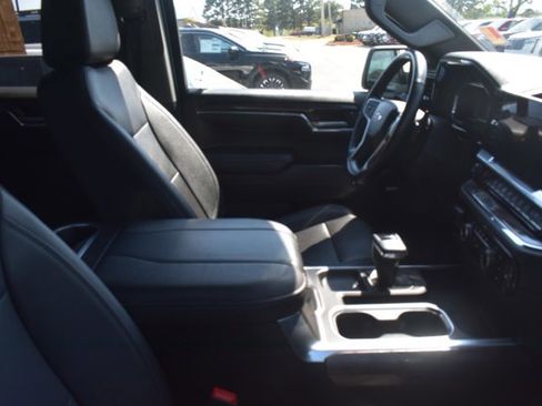 Used 2023 Chevrolet Silverado 1500 LTZ w/ LTZ Convenience Package II image 5