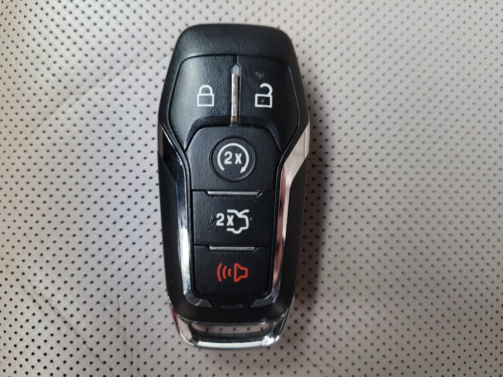 Used 2016 Lincoln MKX Reserve w/ Climate Package AWD/4WD image 32