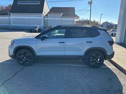 New 2026 Volkswagen Taos SE