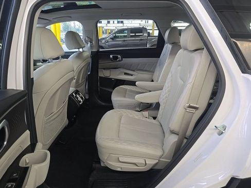 Used 2022 Kia Sorento SX FWD image 7