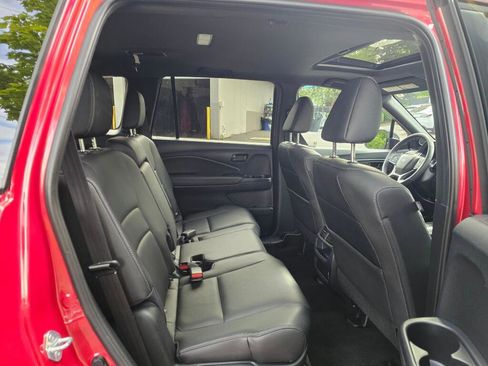 Used 2023 Honda Passport EX-L image 13