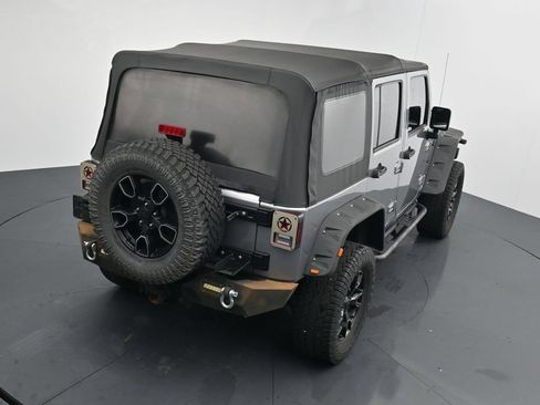 Used 2018 Jeep Wrangler Unlimited Sport AWD/4WD image 15