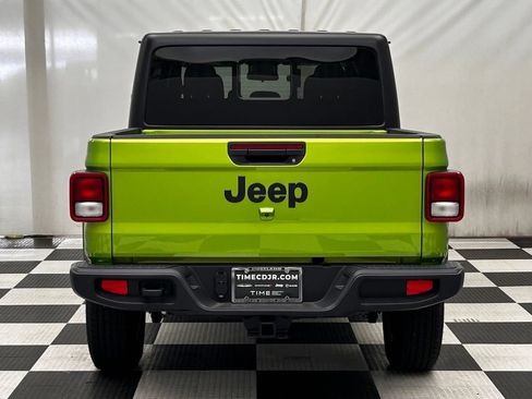 New 2025 Jeep Gladiator Sport AWD/4WD image 6