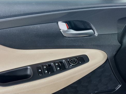 Used 2021 Hyundai Santa Fe SE image 23