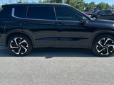 Used 2022 Mitsubishi Outlander SEL image 4