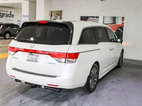 Used 2014 Honda Odyssey Touring image 9