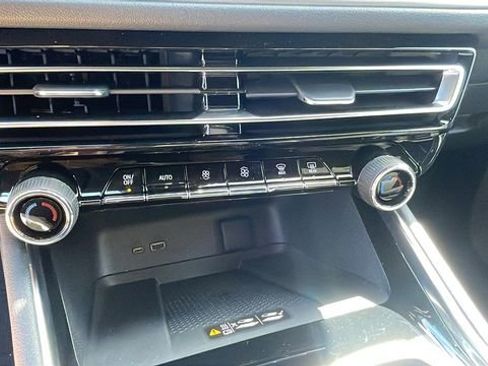 New 2026 Chevrolet Traverse LT w/ LPO, Floor Liner Package image 17