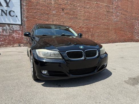 Used 2011 BMW 328i Sedan RWD image 2