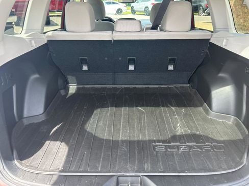Used 2015 Subaru Forester 2.5i Premium w/ All-Weather Package AWD/4WD image 22