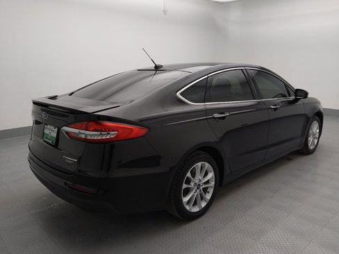 Used 2020 Ford Fusion Energi Titanium image 9