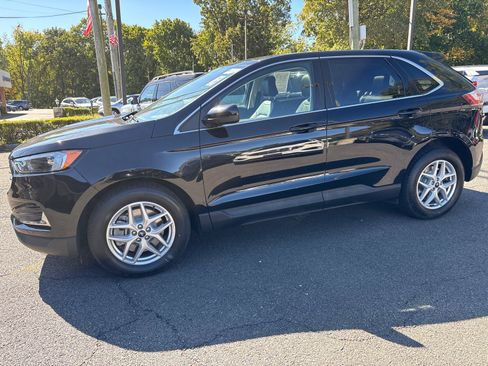 Used 2022 Ford Edge SEL AWD/4WD image 4
