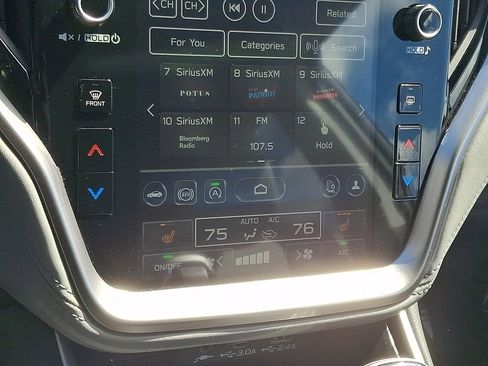 Certified 2025 Subaru Outback Premium AWD/4WD image 17