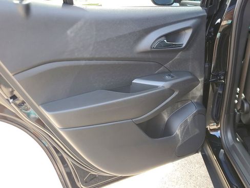 New 2026 Chevrolet Trax LT w/ Driver Confidence Package FWD image 12