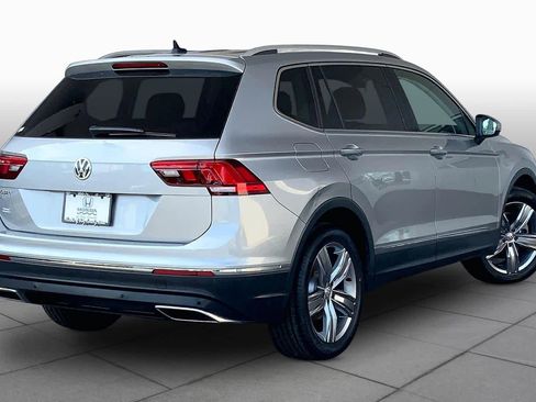 Used 2021 Volkswagen Tiguan SEL FWD image 13