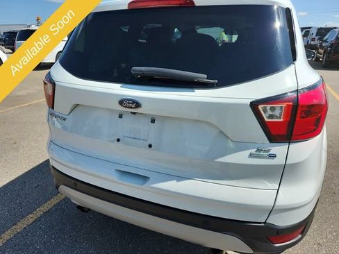 Used 2019 Ford Escape SE AWD/4WD image 4
