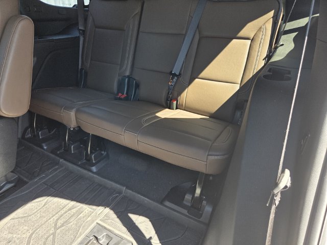 Used 2025 Chevrolet Tahoe High Country w/ Sun And Tow Package AWD/4WD image 10
