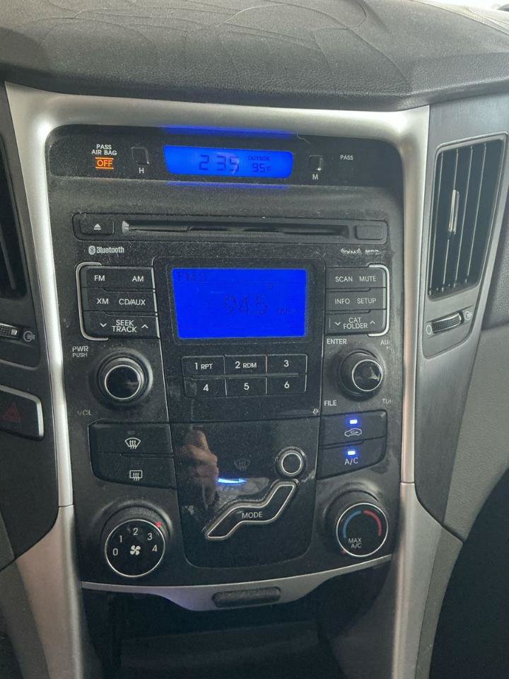 Used 2011 Hyundai Sonata GLS FWD image 14