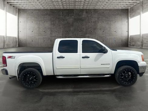 Used 2013 GMC Sierra 1500 SLE w/ Power Tech Package AWD/4WD image 4