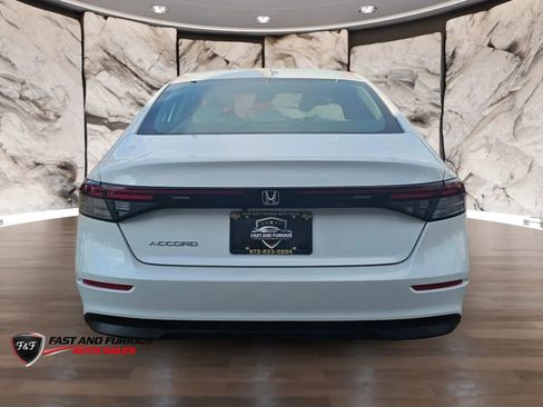 Used 2023 Honda Accord EX image 7