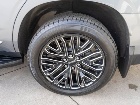 Used 2021 GMC Yukon Denali image 35