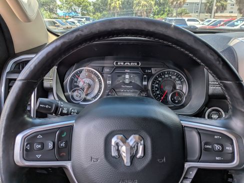 Used 2019 RAM 1500 Laramie w/ Off Road Group AWD/4WD image 25