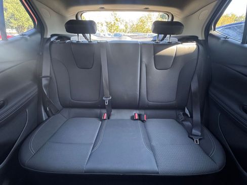 Used 2025 Buick Encore GX Preferred image 36