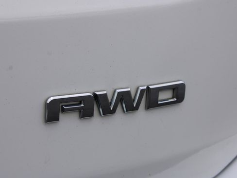 Used 2020 GMC Terrain SLE w/ GMC Pro Grade Package AWD/4WD image 7