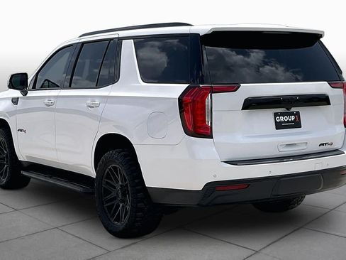 Used 2024 GMC Yukon AT4 w/ Technology Package AWD/4WD image 12