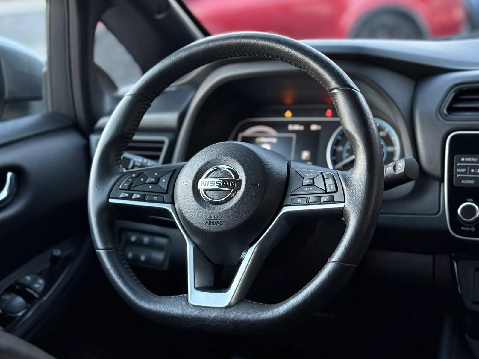 Used 2021 Nissan Leaf SV FWD image 17