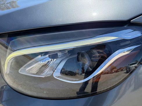 Used 2018 Mercedes-Benz GLC 300 4MATIC image 14