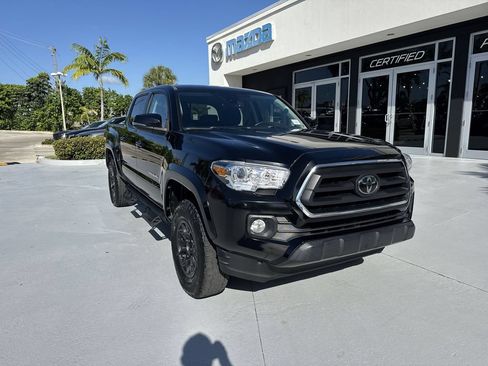 Used 2022 Toyota Tacoma SR5 w/ Technology Package RWD image 7