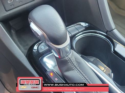 Used 2022 Buick Encore GX Essence w/ Experience Buick Package AWD/4WD image 31