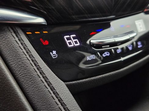 Used 2023 Cadillac XT6 Premium Luxury w/ Technology Package image 22