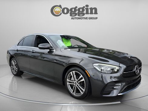 Certified 2021 Mercedes-Benz E 350 4MATIC Sedan image 7