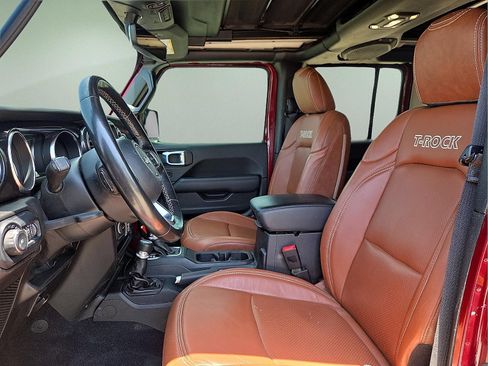 Used 2021 Jeep Wrangler Unlimited Sahara AWD/4WD image 14