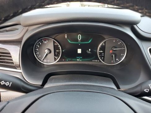 Used 2019 Buick LaCrosse Essence w/ Sights and Sounds Package image 20