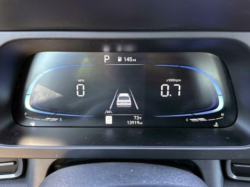 Used 2025 Hyundai Elantra Sport FWD image 19