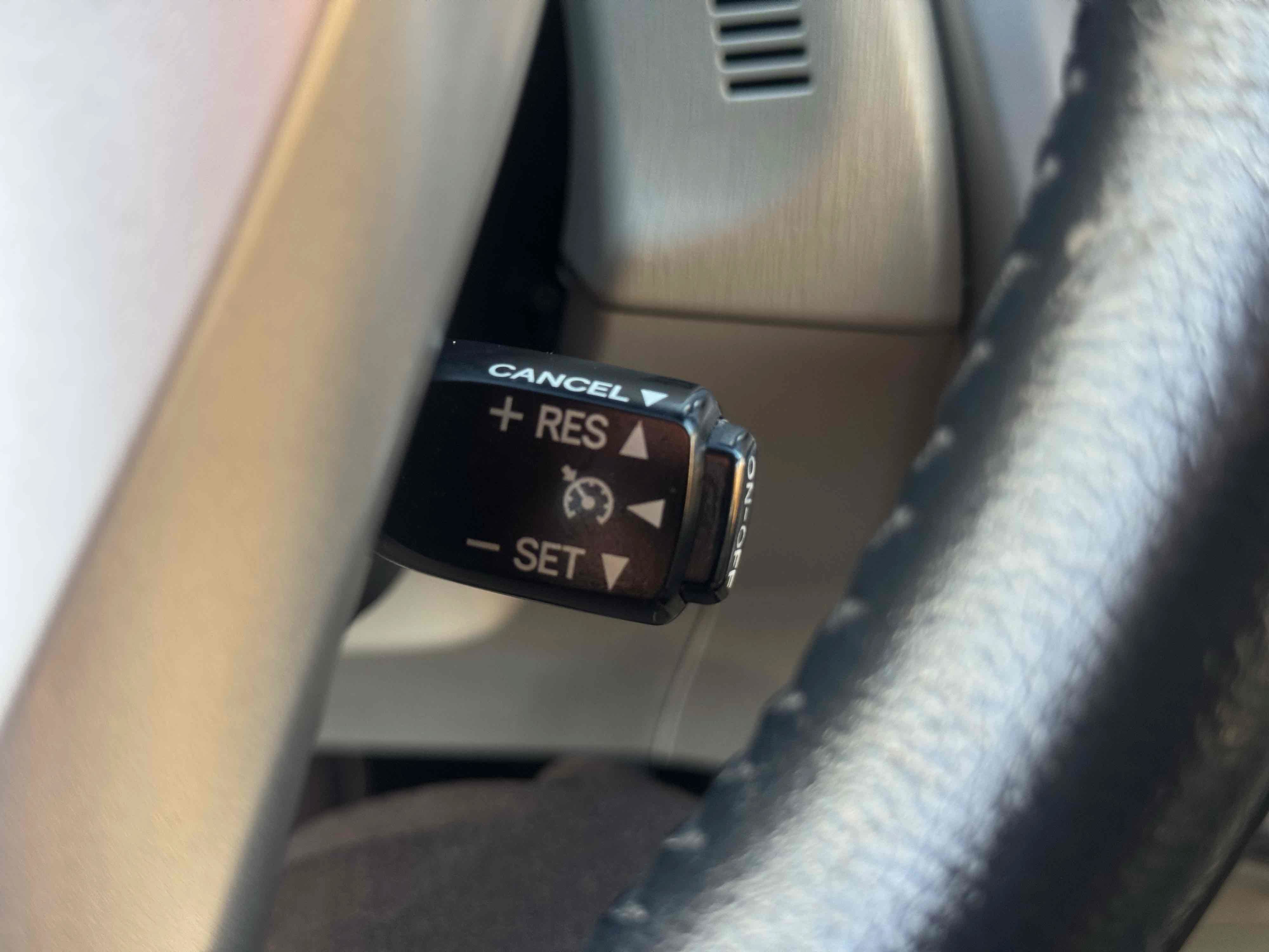 Used 2013 Toyota Prius V Five FWD image 29