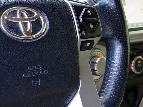 Used 2018 Toyota 4Runner SR5 RWD image 16