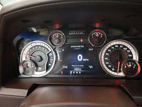 Used 2017 RAM 1500 Laramie w/ Convenience Group image 14