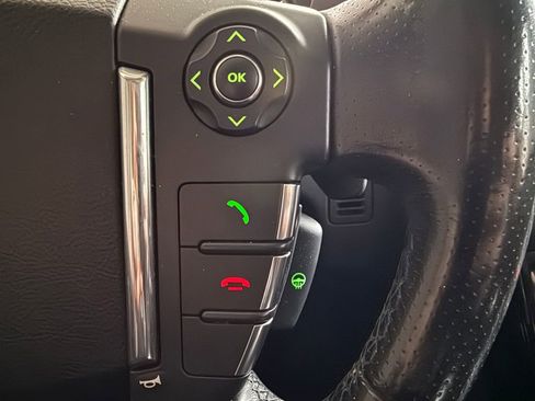 Used 2011 Land Rover Range Rover Sport Supercharged image 9