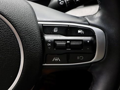 Used 2025 Kia Sportage X-Line AWD/4WD image 30
