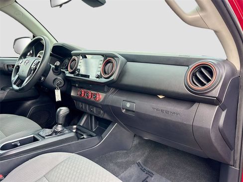 Used 2020 Toyota Tacoma SR w/ SR Convenience Package RWD image 26
