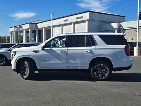 New 2026 GMC Yukon Elevation image 7